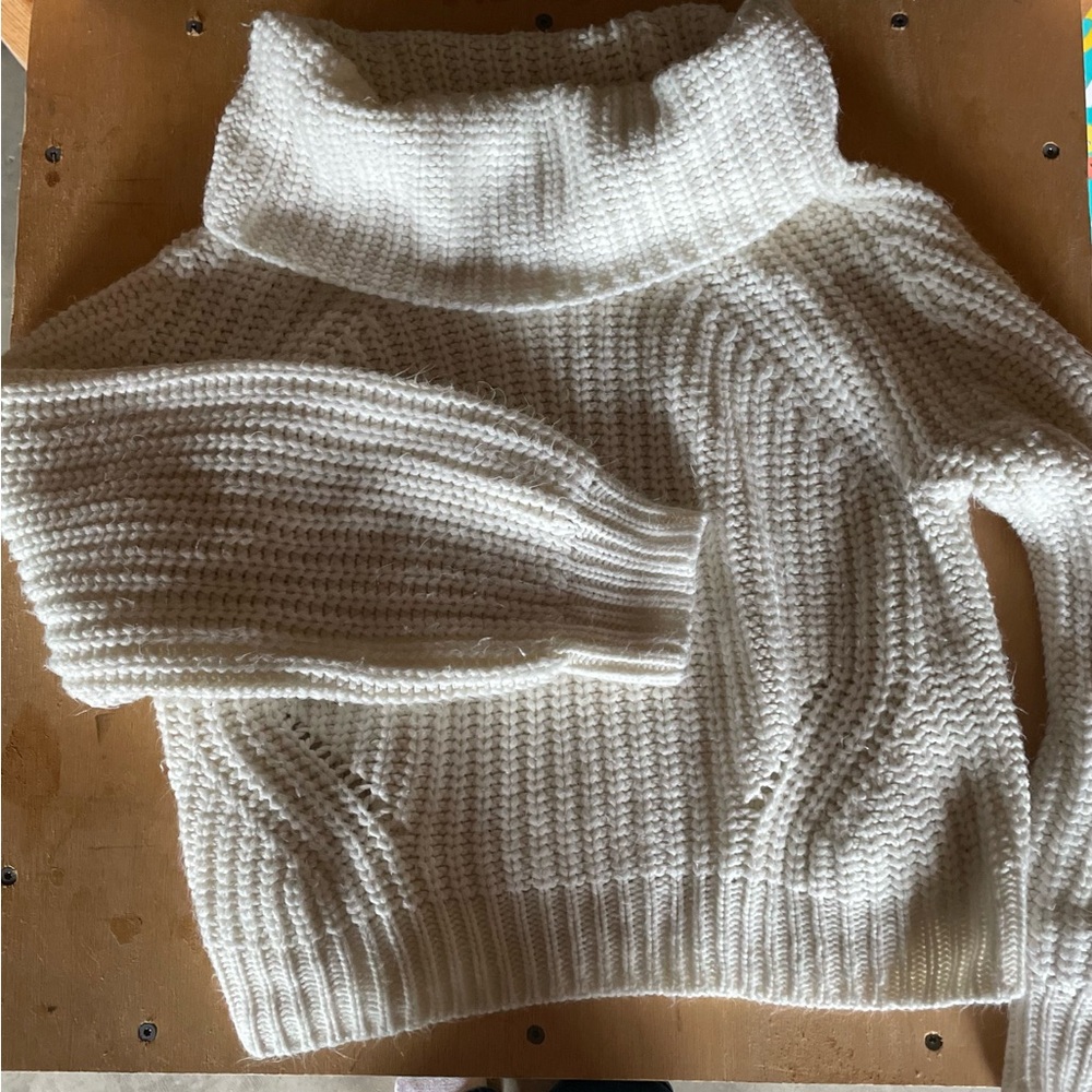 Cozy Ivory Turtleneck Sweater